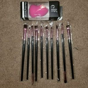 10 piece brush set with beauty blender